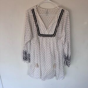Zara TRF collection embroidered White and blue long sleeve boho dress size small